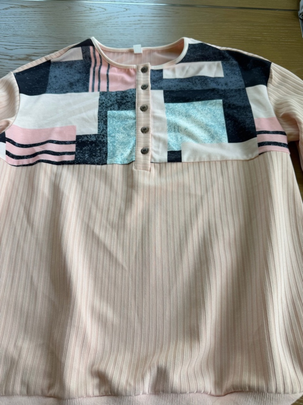 Womens Pink Geometric Print Pullover Shirt